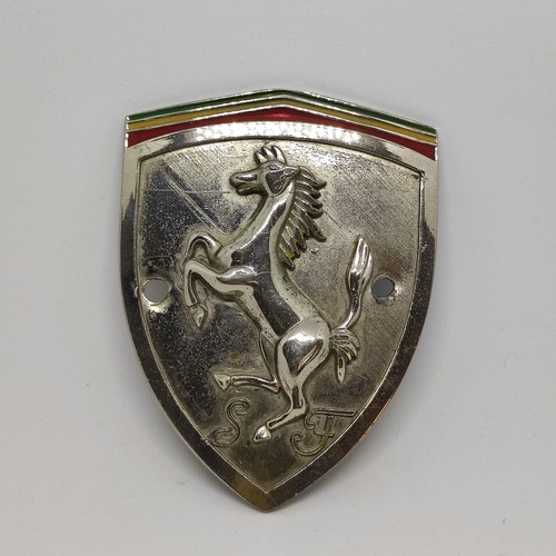 Fregio automobilistico dello