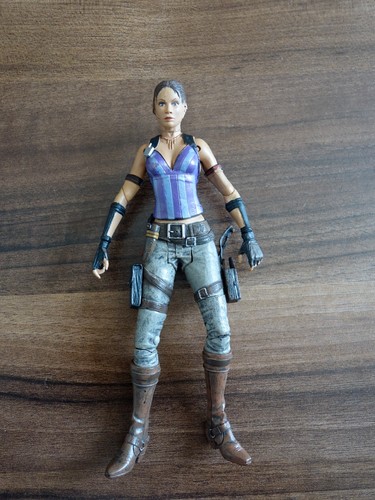 Action figure neca resident - action,