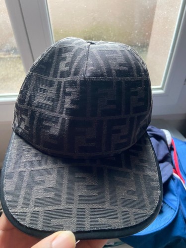 Casquette fendi noire - casquette,