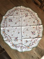 Tovaglia Da Te Oppure Centro Tavolo Leggermente Ovale Ricami Fatti A Mano