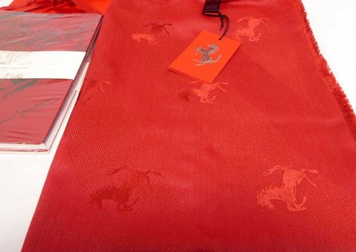 Ferrari prancing horse - , wool