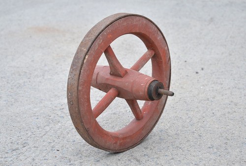 Vecchio carrello legno - in,