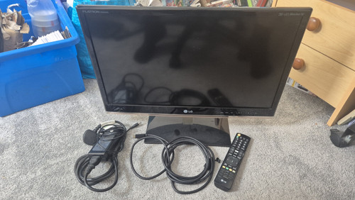 Led lcd monitor - 23,