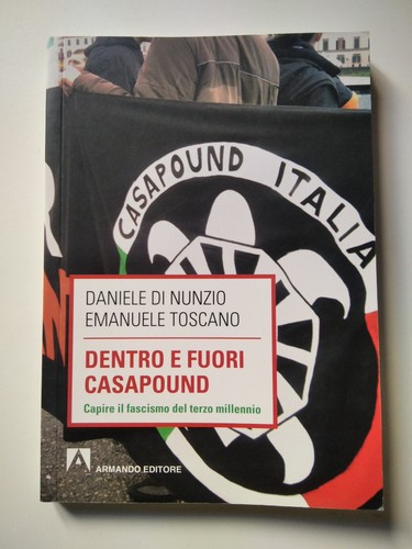 Dentro fuori casapound - dentro, e