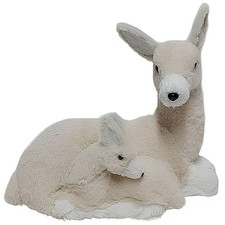 Cerbiatti seduti mamma e