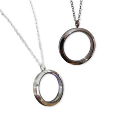 Collana con ciondolo