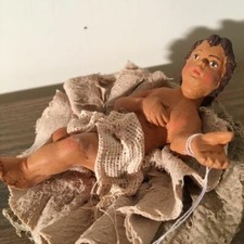 Gesù bambino culla tonda  presepe napoletano fatto a mano in terra cotta 
