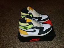 Jordan 1 High OG Black Volt