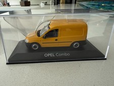 *CONFEZIONE* 1:43 MINICHAMPS