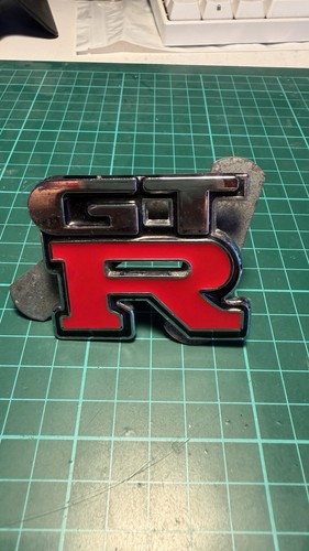 Distintivo nissan gtr - nissan, con