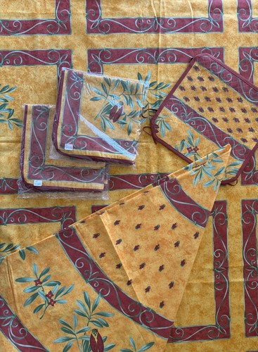 Poupees yolande french tissus - poupees,