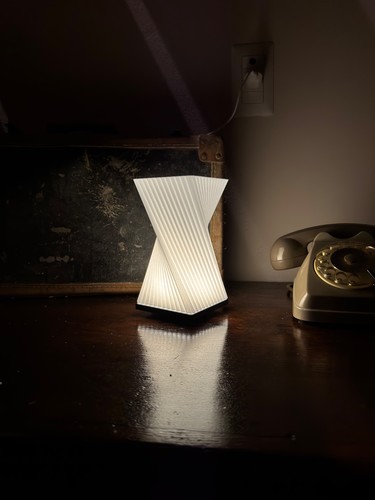 Lampada tavolo led design - da,