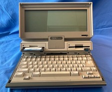 Vintage computer (1986). IBM