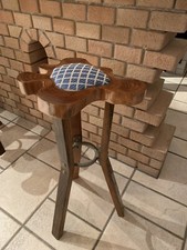 Sgabello Artigianale In Legno Rovere Con Cuscinetto, Finitura Flatting Lucido