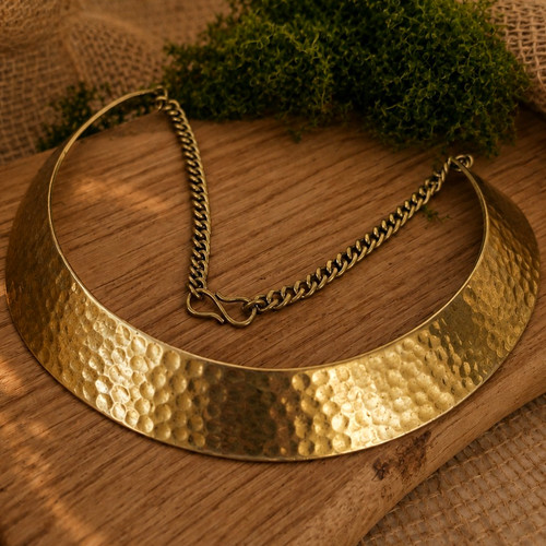Collana girocollo martellato