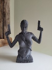 Lara Croft - Angelina Jolie