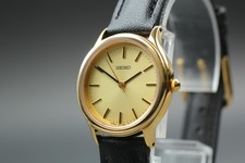 Orologio da donna Seiko Spirit 1N01-0AX0 2001 quasi come nuovo oro quarzo rot...