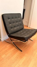 Poltrona design modello Barcelona Chair, Ludwig Mies van der Rohe