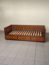 Letto singolo con cassetti di