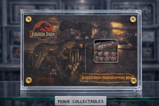 Screen used velociraptor - velociraptor, hide