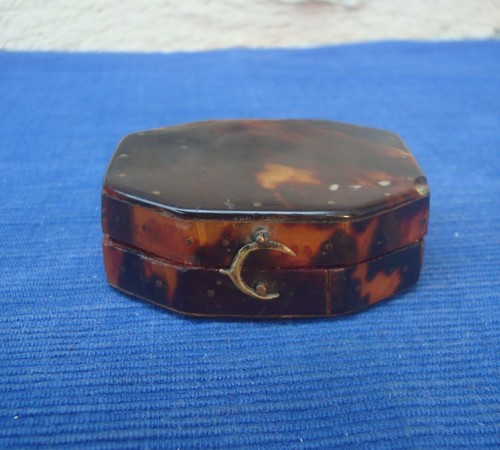 V73 rare boite ecrin - boite, octogonal
