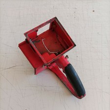 MANIGLIA IMPUGNATURA inferiore PER MOTOSEGA HOMELITE SUPER XL-925 ricambi usati