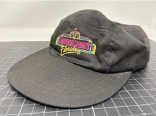 Vintage 90s 1989 Universal