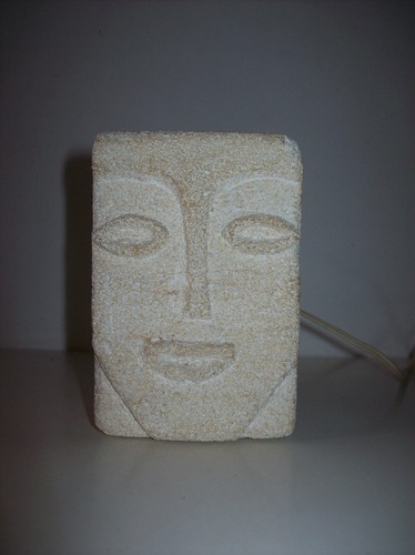 Lampe visage pierre - en,
