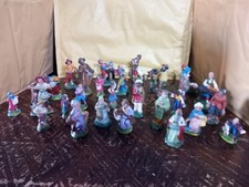 LOTTO PERSONAGGI PRESEPE 32 PEZZI  STATUINE GESSO CARTAPESTA