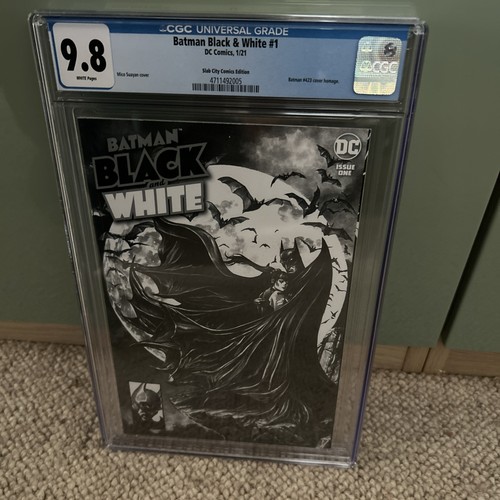 Batman black white 1 slab - &,