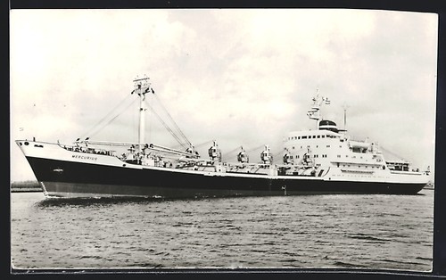Cartolina nave mercantile