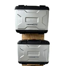 Supporto a parete per valigia