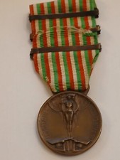 medaglia I guerra con tre fascette 15-16-18 lib
