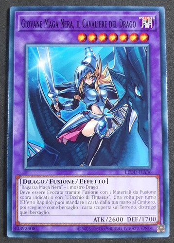 Giovane maga nera - giovane,
