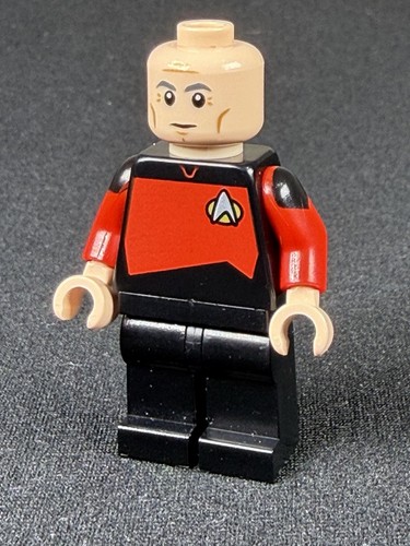 Lego star trek minifigure - star,