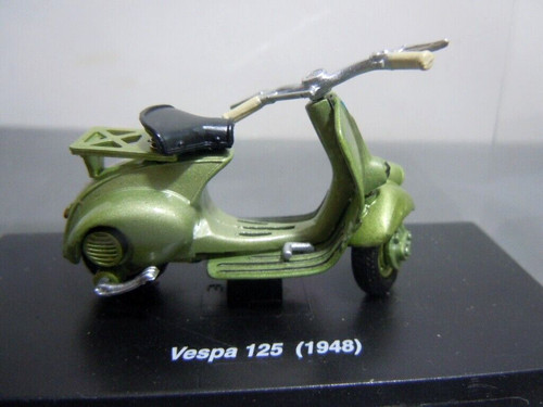 Vespa 125 1948 verde