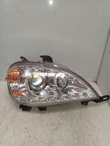 20201211 phare droit mercedes - droit,