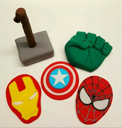 Cake topper commestibile