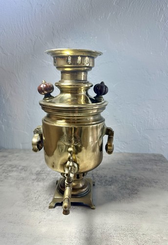 Antico timbro russo - in, ottone