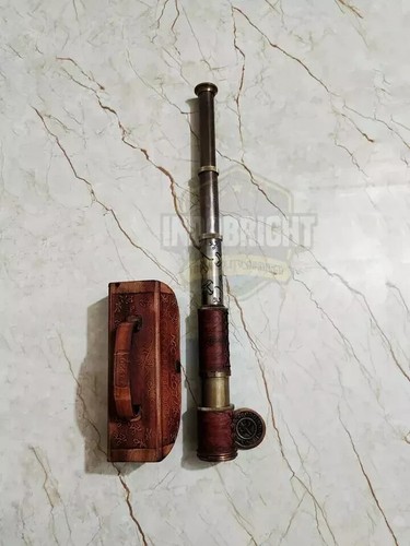 Antico ottone telescopio con - telescopio,