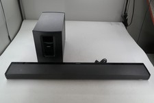 Sistema di altoparlanti wireless Bose Lifestyle 135 con array di altoparlanti e subwoofer alimentato