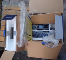 Alpine RUX-C701 e PXA-H701 Processore Multimediale digitale e Dolby Surround 