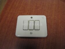 1 BTICINO 1305 DEVIATORE + PULSANTE + PULSANTE 6A DOMINO NUOVO SENZA SCATOLA