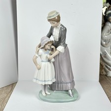 LLADRO # 5142 SOLACE -