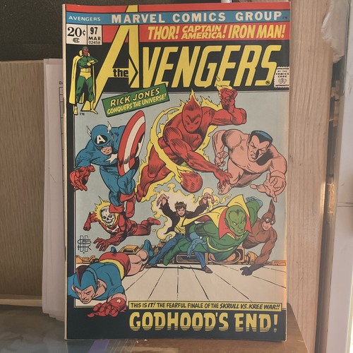 Marvel comics the avengers - marvel,