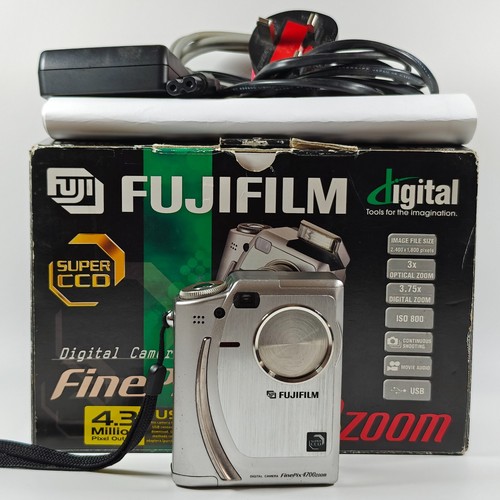 Fujifilm finepix 4700 zoom - 4700,