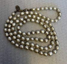 Collana di perle barocche