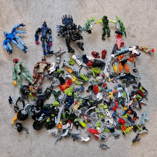 Enorme quantità bionicle - di,