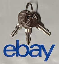 J212 3-NUOVE chiavi per una