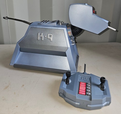 Doctor who robot dog toy - doctor,